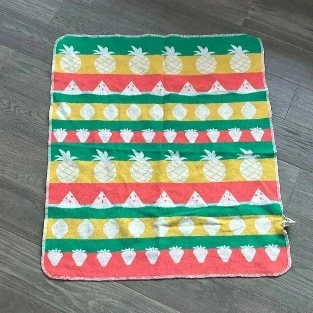 🔥David Fussenegger🔥 | Juwel white fruit baby  blanket